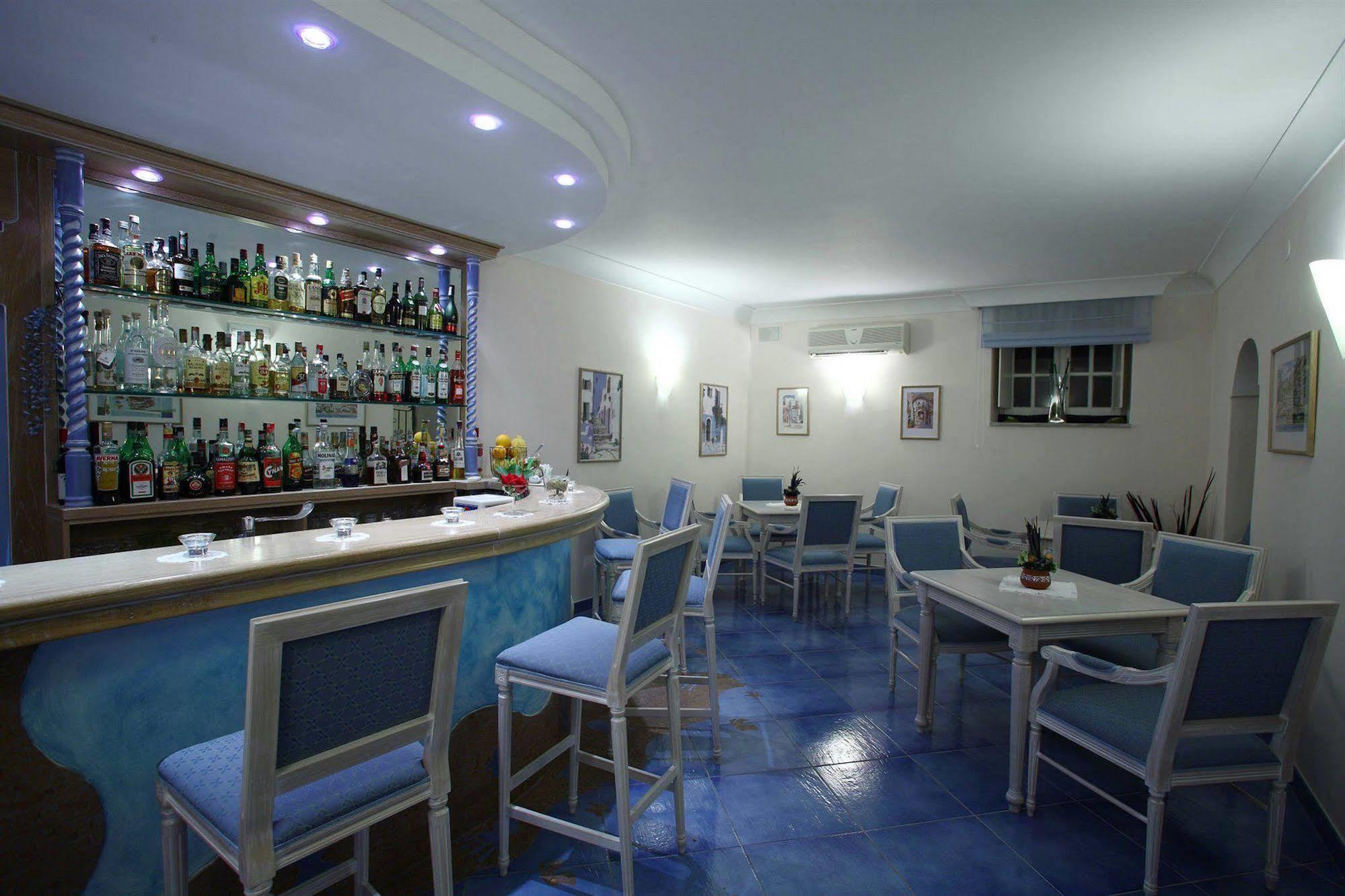 Hotel Bellevue Benessere & Relax Иския Екстериор снимка